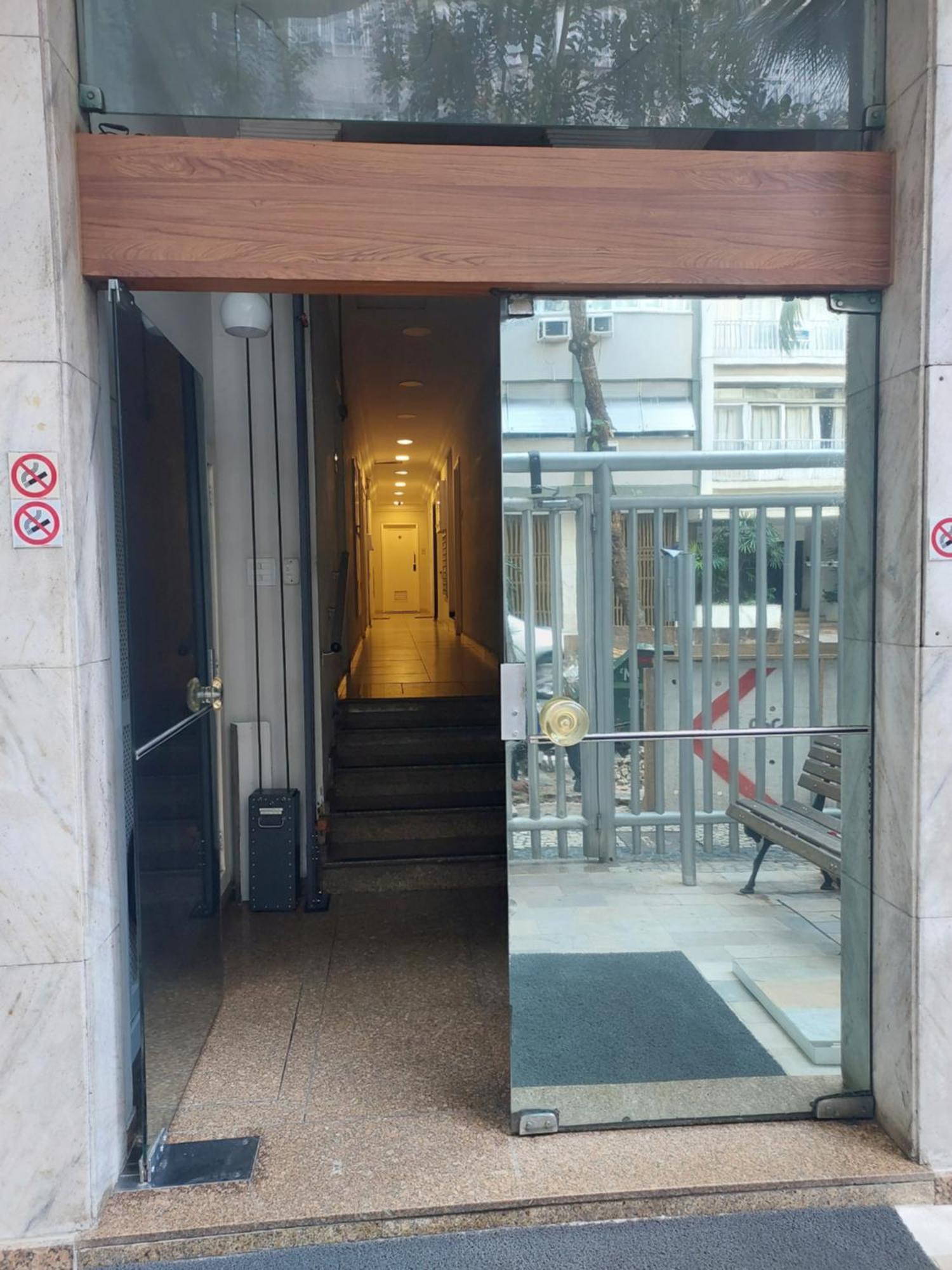 Ipanema Posto8 Com 1Quarto E 1Mesanino Flat40M2 Rua Hotel Fasano Rio de Janeiro Bagian luar foto